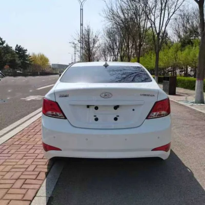 Hyundai Verna 2016 1.4L White MT Intelligent Edition