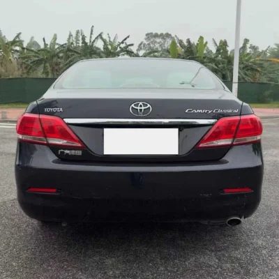Toyota Camry 2015 2.0G Black