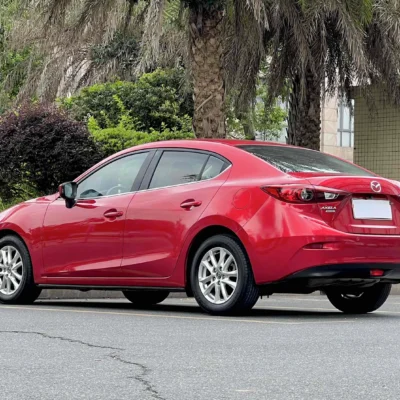 Mazda 3 Axela 1.5L AT Comfort Edition Red