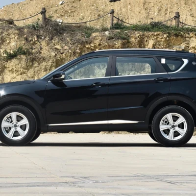Jetour X70 2024 1.5L MT Honor Edition 7 Seats Black